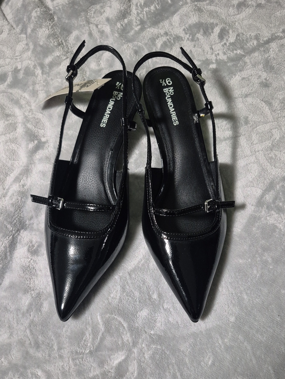 No Boundaries Black Patent Shiny Pointed-Toe Slingback Kitten Heel